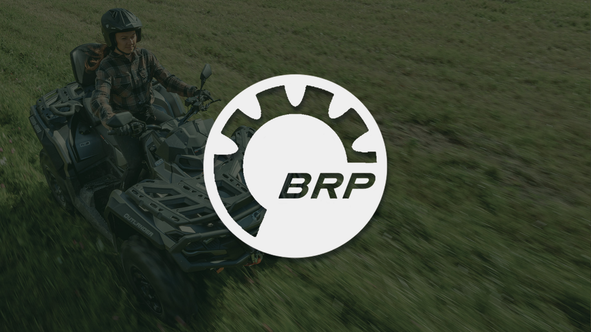 BRP-Logo mit ATV im Hintergrund